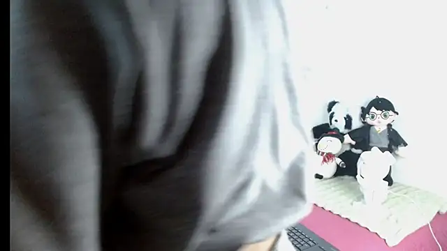 Snapshot of kendallsweet7 chatting on 03.21.25 kendallsweet7 online show from 03.21.25