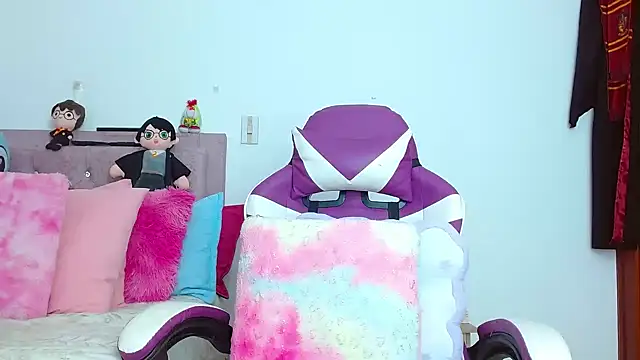 Snapshot of kendallsweet7 chatting on 09.10.25 kendallsweet7 online show from 09.10.25