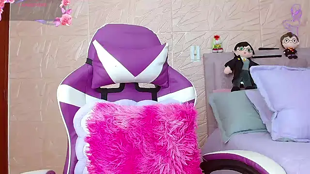 Snapshot of kendallsweet7 chatting on 10.11.25 kendallsweet7 online show from 10.11.25