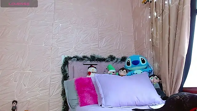 Snapshot of kendallsweet7 chatting on 11.29.25 kendallsweet7 online show from 11.29.25