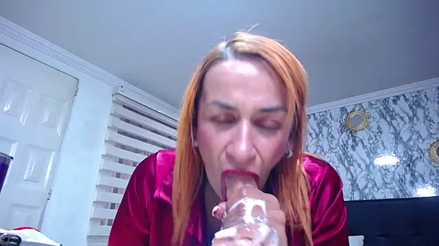 NICOL-JARAMILLO online show from 02.05.25