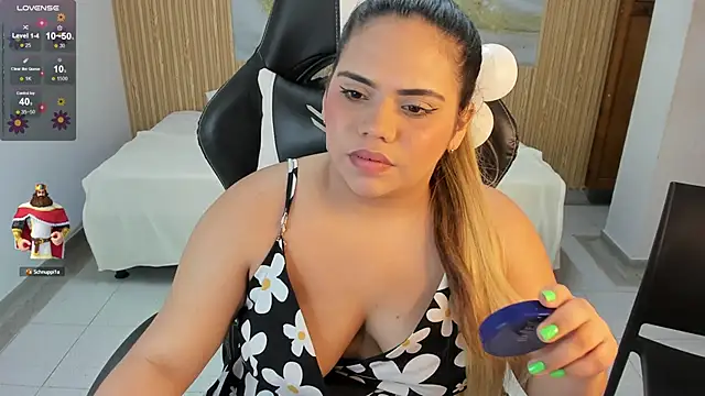 Snapshot of samy_19_ chatting on 02.26.25 samy 19 online show from 02.26.25