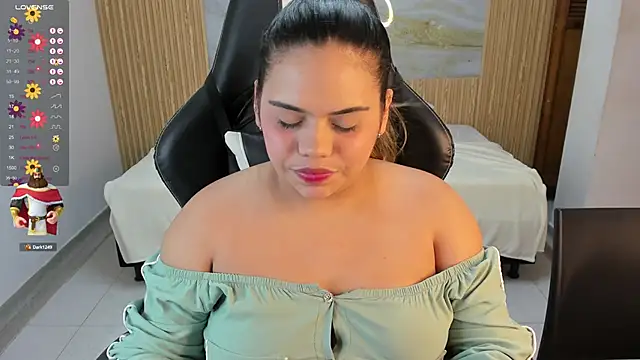 Snapshot of samy_19_ chatting on 03.19.25 samy 19 online show from 03.19.25