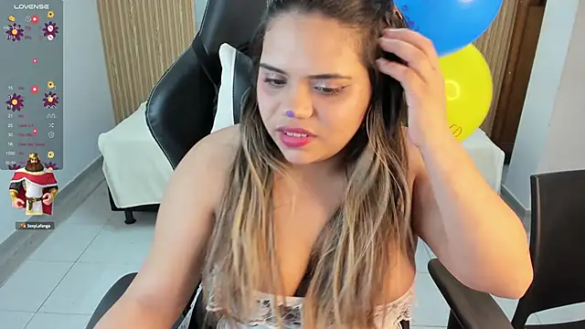 Snapshot of samy_19_ chatting on 03.22.25 samy 19 online show from 03.22.25