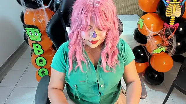 Snapshot of samy_19_ chatting on 10.27.25 samy 19 online show from 10.27.25