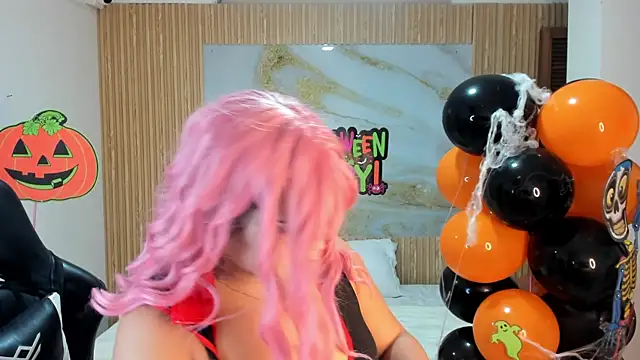 Snapshot of samy_19_ chatting on 10.31.25 samy 19 online show from 10.31.25