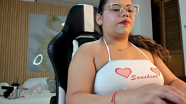 Snapshot of samy_19_ chatting on 11.22.25 samy 19 online show from 11.22.25