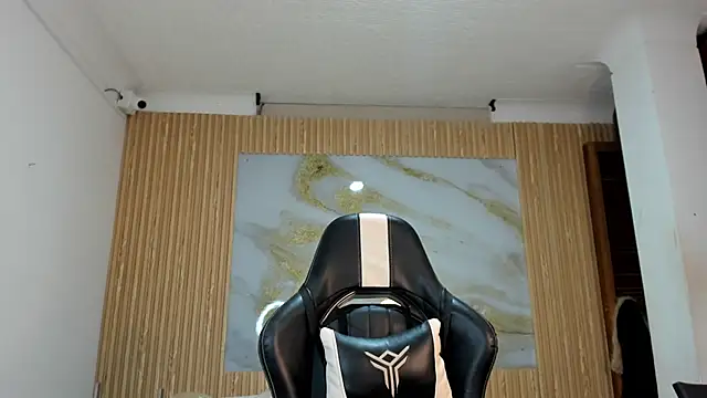 Snapshot of samy_19_ chatting on 11.25.25 samy 19 online show from 11.25.25