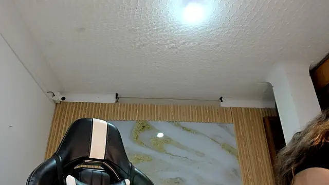 Snapshot of samy_19_ chatting on 11.28.25 samy 19 online show from 11.28.25