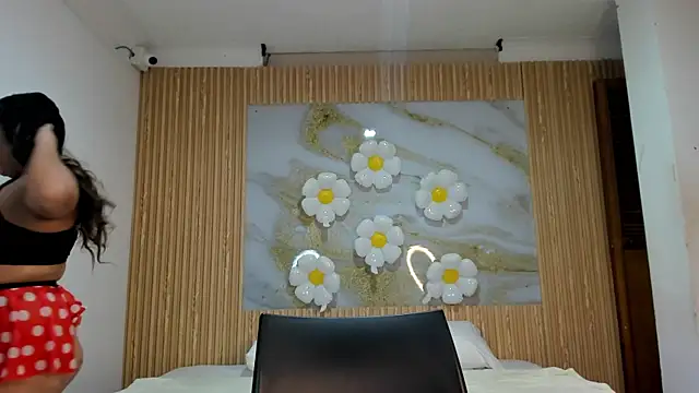 samy 19  online show from 04.21.26
