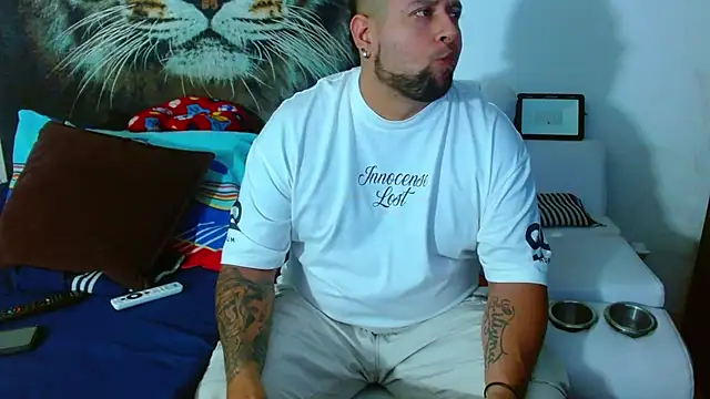 Michaell Myerss  online show from 10.30.25