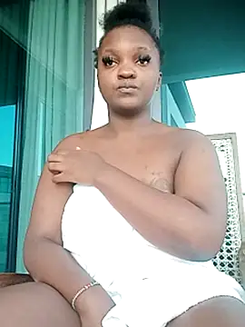 Snapshot of Ebony_butt chatting on 06.28.26 Ebony butt online show from 06.28.26