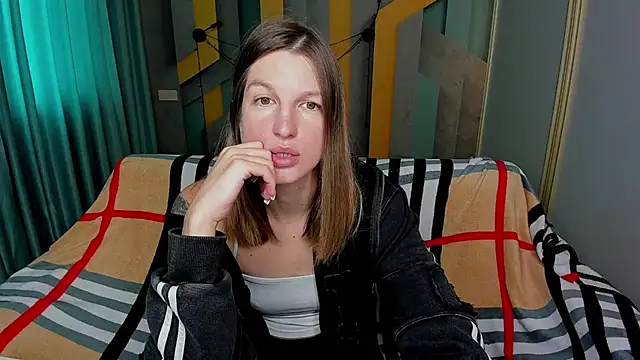 Snapshot of EmilyWalkeri chatting on 11.11.25 EmilyWalkeri online show from 11.11.25