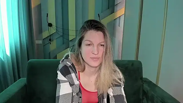 EmilyWalkeri online show from 04.30.26