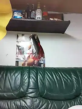 Snapshot of Rejtelmesest chatting on 01.19.25 Rejtelmesest online show from 01.19.25