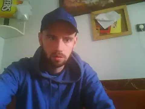 Snapshot of Rejtelmesest chatting on 02.19.25 Rejtelmesest online show from 02.19.25