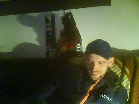 Snapshot of Rejtelmesest chatting on 03.08.25 Rejtelmesest online show from 03.08.25