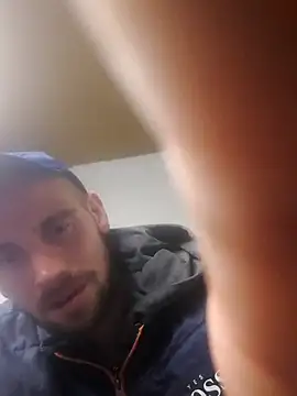 Snapshot of Rejtelmesest chatting on 03.21.25 Rejtelmesest online show from 03.21.25