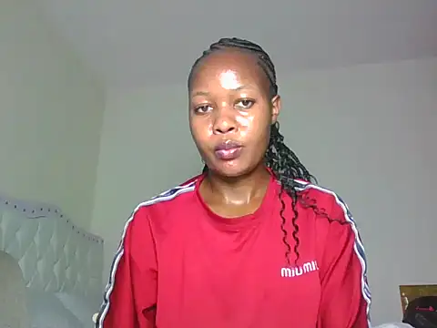 Snapshot of sexy_barbie2024 chatting on 12.03.25 sexy barbie2024 online show from 12.03.25