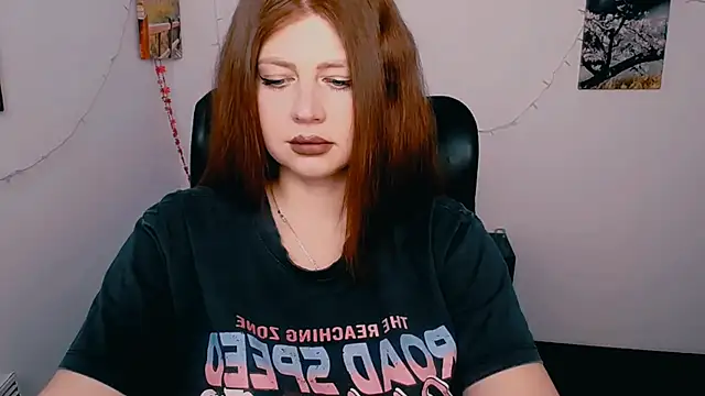 Lizzy Love online show from 03.17.26