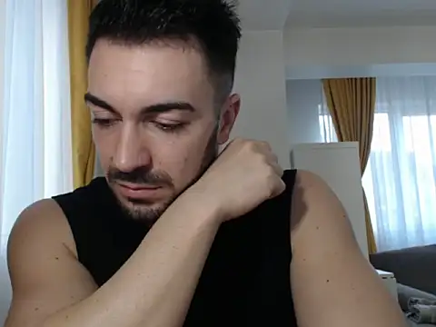 Snapshot of GoldenMark chatting on 01.29.25 GoldenMark online show from 01.29.25