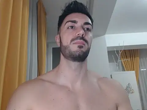 Snapshot of GoldenMark chatting on 11.13.25 GoldenMark online show from 11.13.25