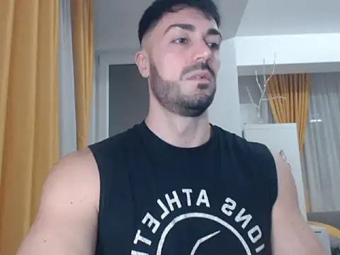 Snapshot of GoldenMark chatting on 11.21.25 GoldenMark online show from 11.21.25