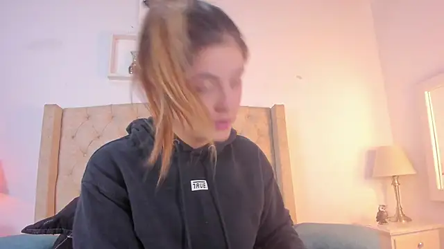 allisson m online show from 10.15.25