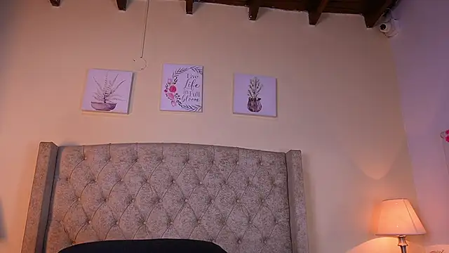 allisson m online show from 08.03.26