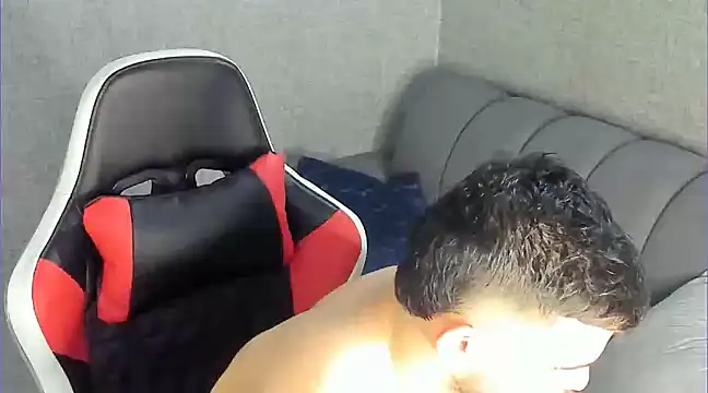 Snapshot of Ricardogo19 chatting on 01.19.25 Ricardogo19 online show from 01.19.25