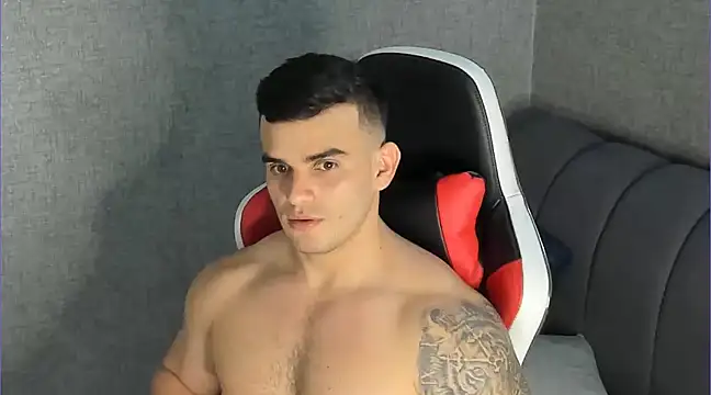 Snapshot of Ricardogo19 chatting on 01.29.25 Ricardogo19 online show from 01.29.25