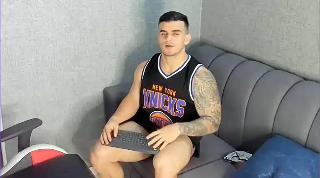 Snapshot of Ricardogo19 chatting on 02.02.25 Ricardogo19 online show from 02.02.25