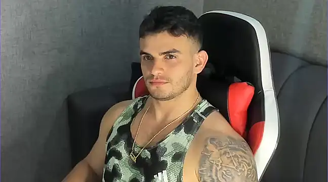 Snapshot of Ricardogo19 chatting on 02.07.25 Ricardogo19 online show from 02.07.25