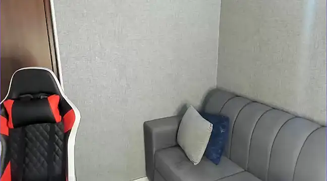 Snapshot of Ricardogo19 chatting on 02.16.25 Ricardogo19 online show from 02.16.25