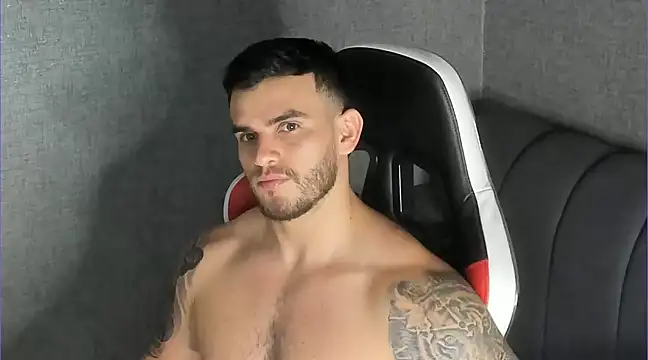 Snapshot of Ricardogo19 chatting on 03.04.25 Ricardogo19 online show from 03.04.25