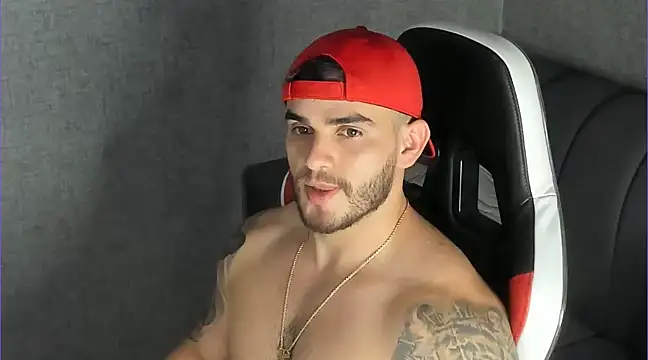 Snapshot of Ricardogo19 chatting on 03.11.25 Ricardogo19 online show from 03.11.25