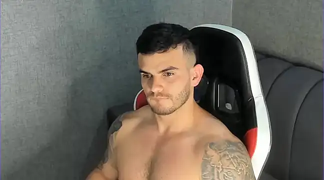 Snapshot of Ricardogo19 chatting on 03.17.25 Ricardogo19 online show from 03.17.25