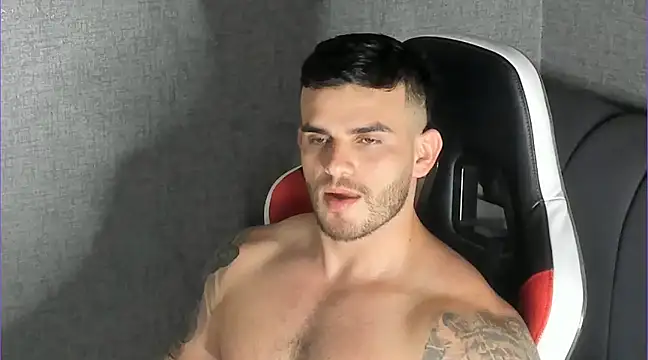 Snapshot of Ricardogo19 chatting on 03.21.25 Ricardogo19 online show from 03.21.25