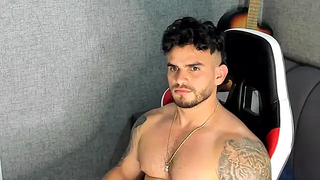 Snapshot of Ricardogo19 chatting on 11.01.25 Ricardogo19 online show from 11.01.25