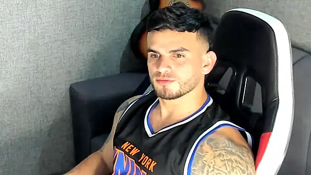 Snapshot of Ricardogo19 chatting on 11.11.25 Ricardogo19 online show from 11.11.25