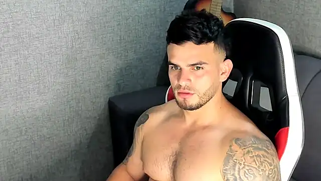 Snapshot of Ricardogo19 chatting on 11.12.25 Ricardogo19 online show from 11.12.25