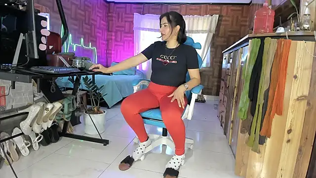 Snapshot of Cristina_Vanegas631 chatting on 02.07.26 Cristina Vanegas631 online show from 02.07.26