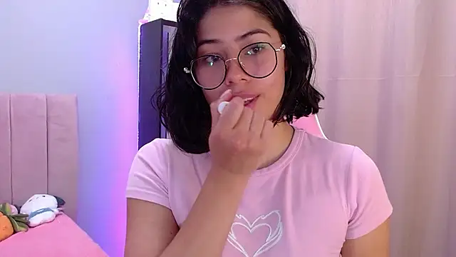 LoaLuxury online show from 03.17.25