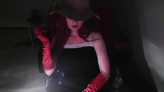 MoonLady online show from 01.30.25