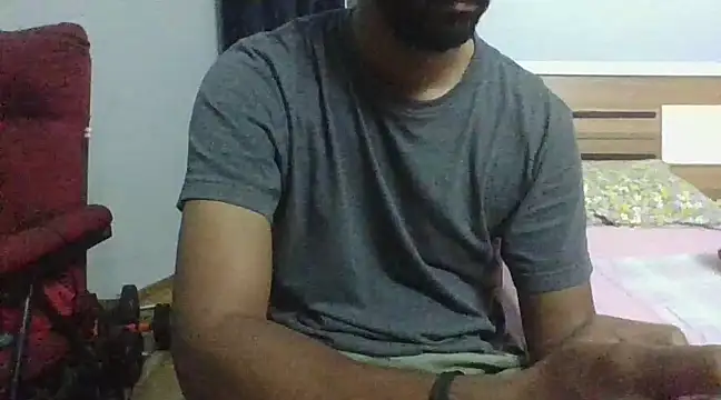 Snapshot of IndianEurope chatting on 12.26.24 IndianEurope online show from 12.26.24