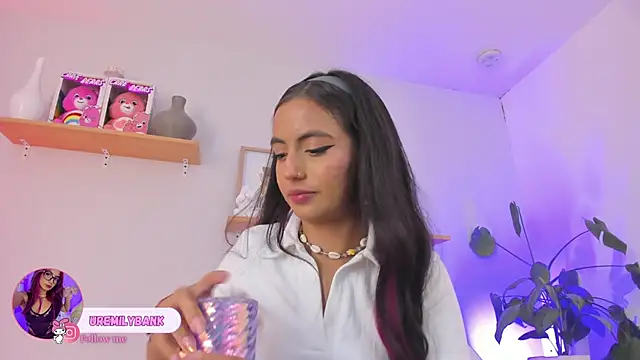 emily bank online show from 09.23.25