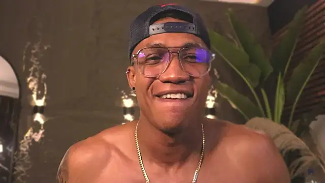 Logan Varela online show from 02.19.25