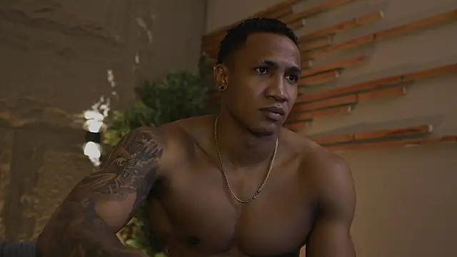 Logan Varela online show from 10.09.25