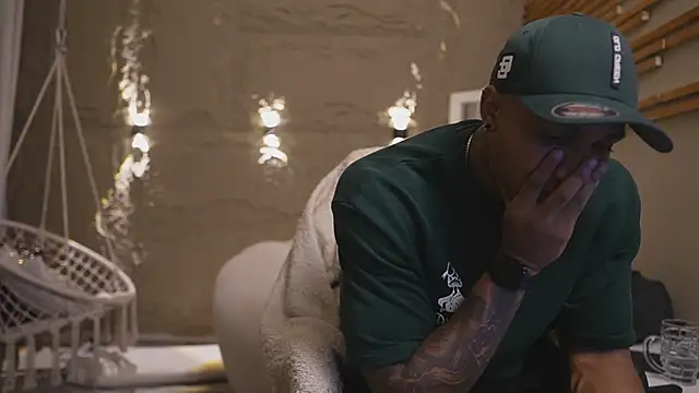 Logan Varela online show from 03.01.26