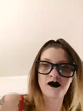 amorebunny online show from 11.14.25